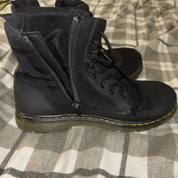 Doc marten combat boots. Women’s size 5. New without tags. - Picture 7 of 9